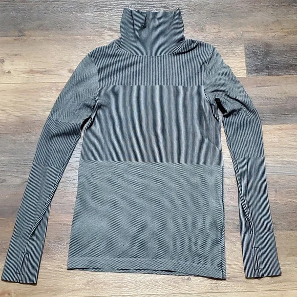 Athleta grey striped long sleeve mock turtleneck base layer compression workout - Picture 1 of 9
